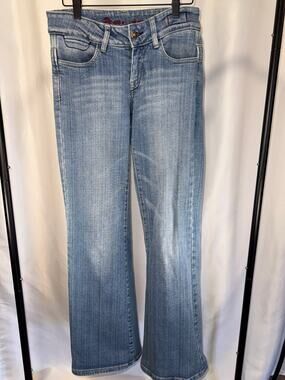 Picasso Jeans Size 29 Women’s Light Wash Flare Jeans Embroidered Pocket Y2K
